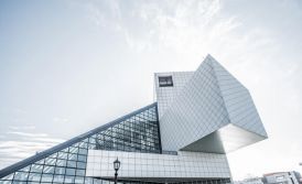 How to transfer money to Ukraine for the purchase of real estate?
